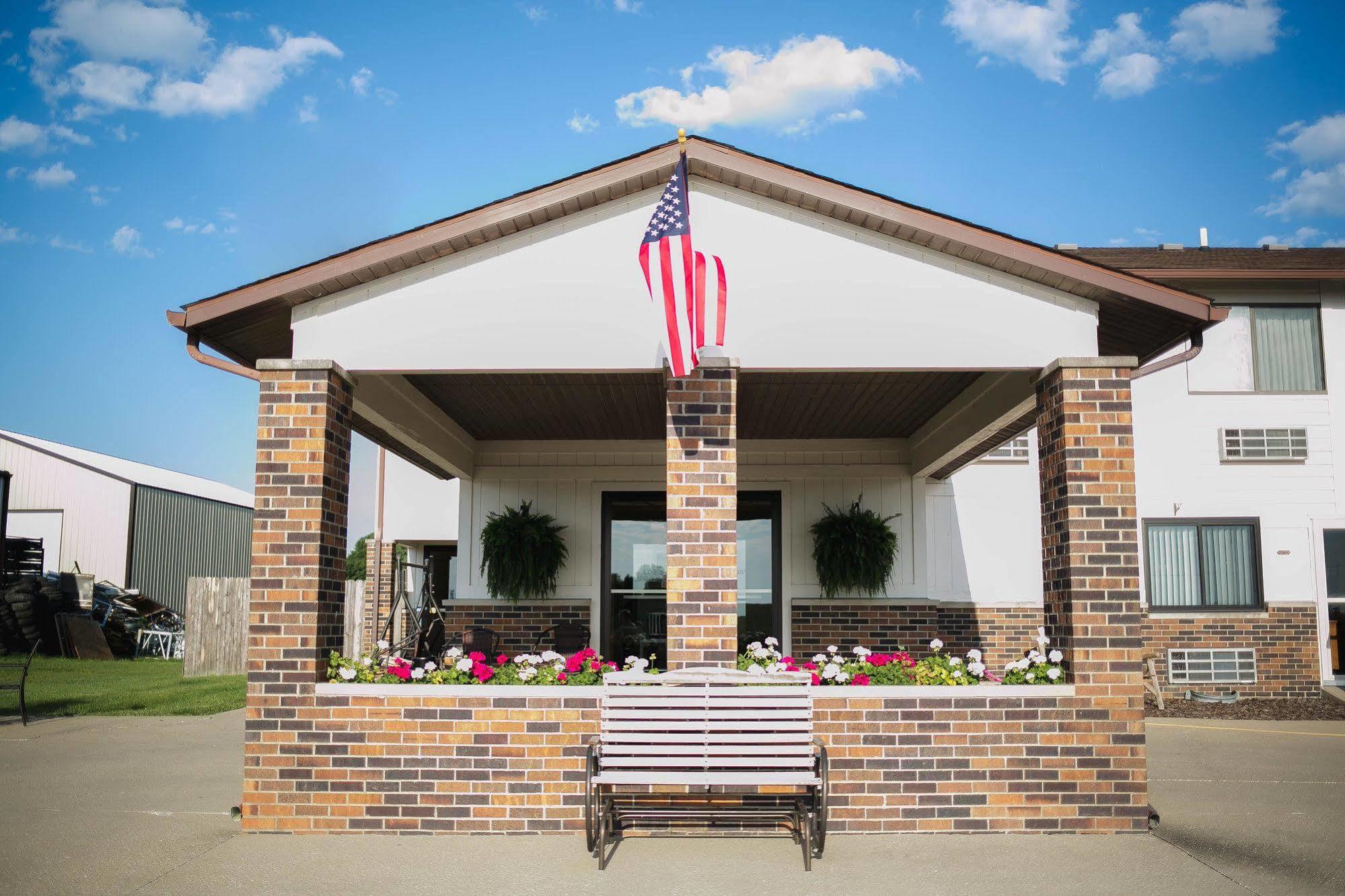 Covered Bridge Inn Winterset Экстерьер фото